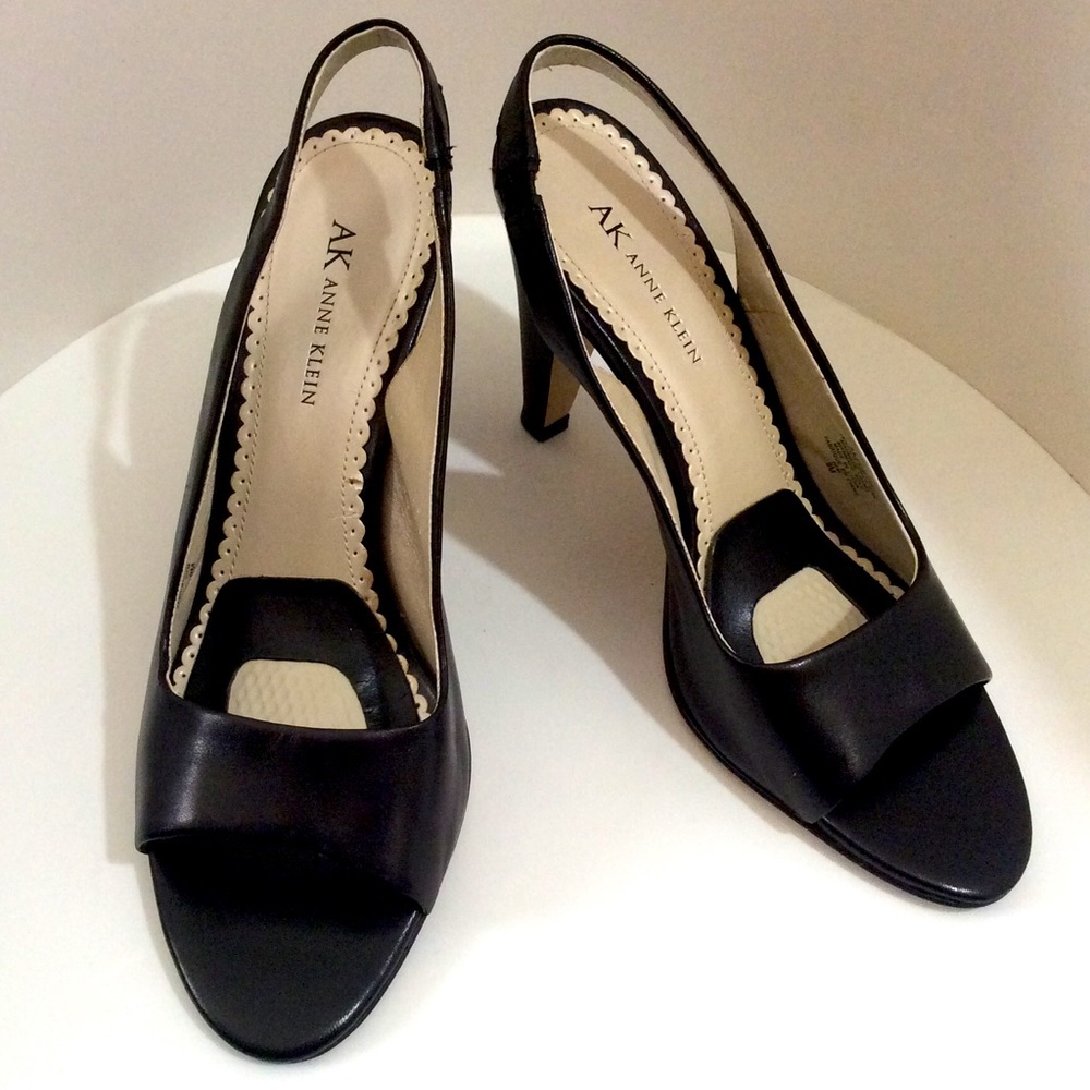 Anne Klein black leather upper slingback heels